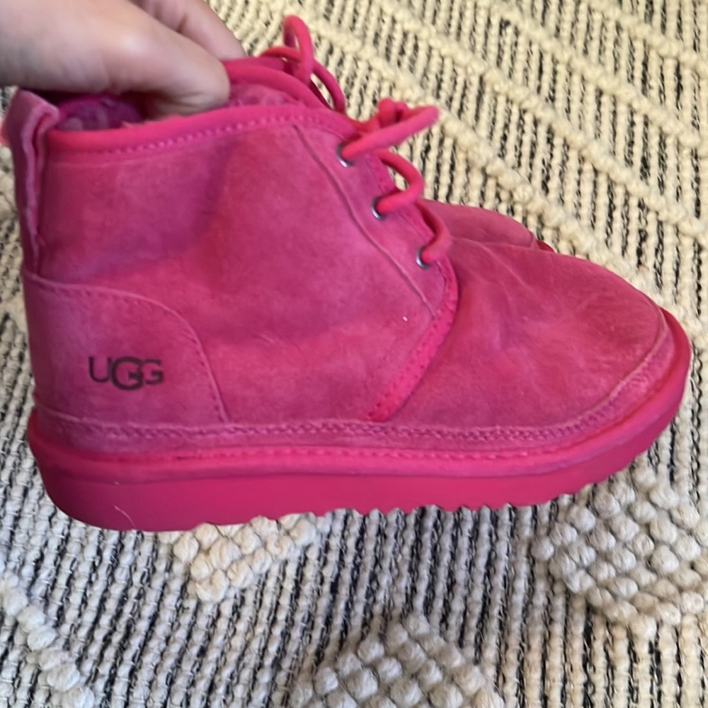 Girls uggs - Picture 3 of 5